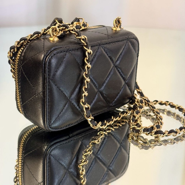 샤넬 31번대 플레이트 파티 미니 베니티 체인 크로스백--6