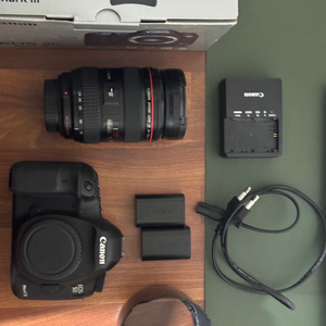 풀프레임 DSLR 카메라 세트 이미지