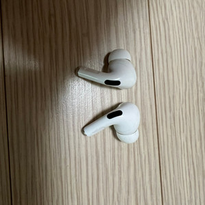 에어팟 프로1 팝니다.