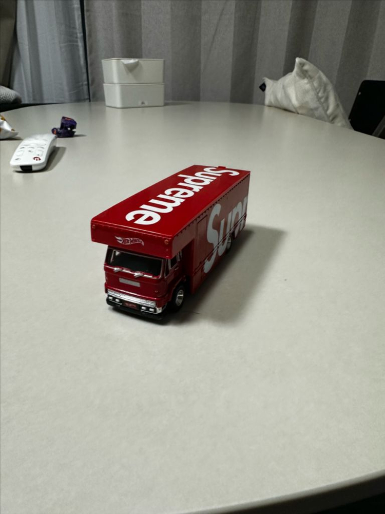 슈프림 핫휠 bmw 콜라보 트럭--2