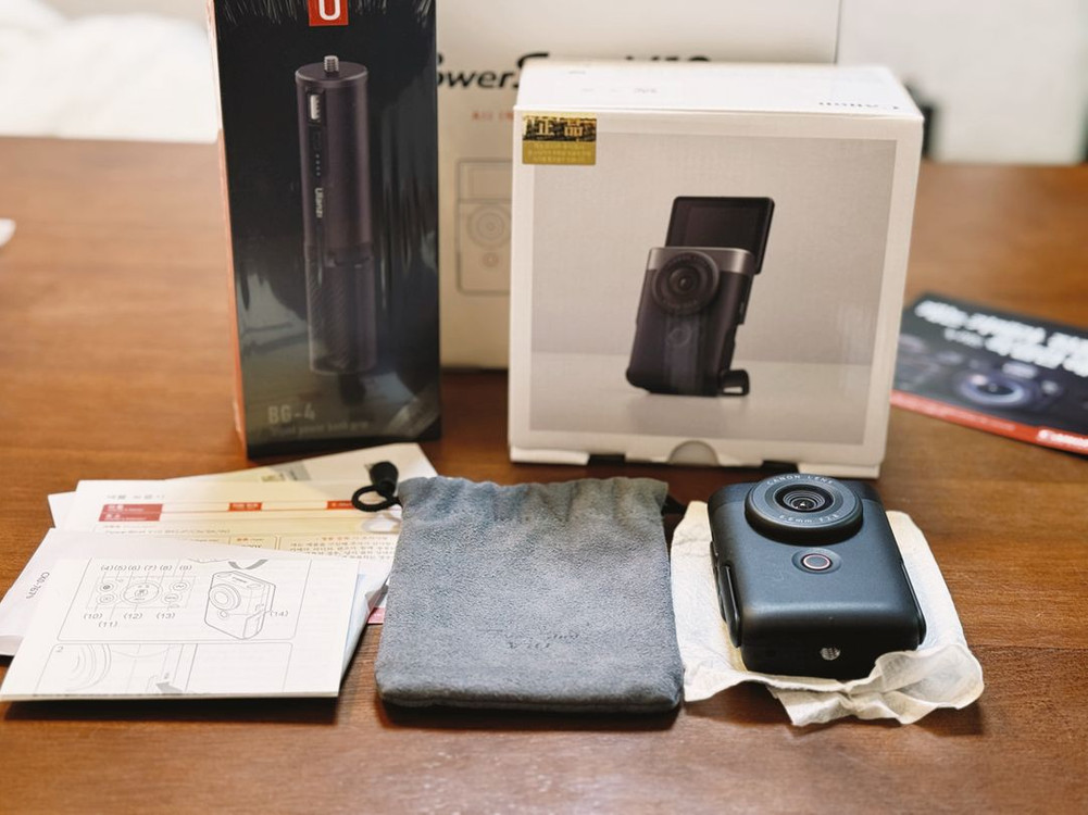 (1회사용)캐논 파워샷v10 + 브이로그 패키지--1