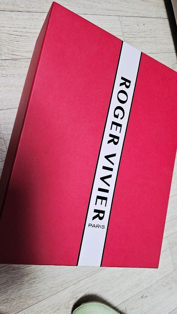 로저비비에 비브런 블랙 36 정품 이미지