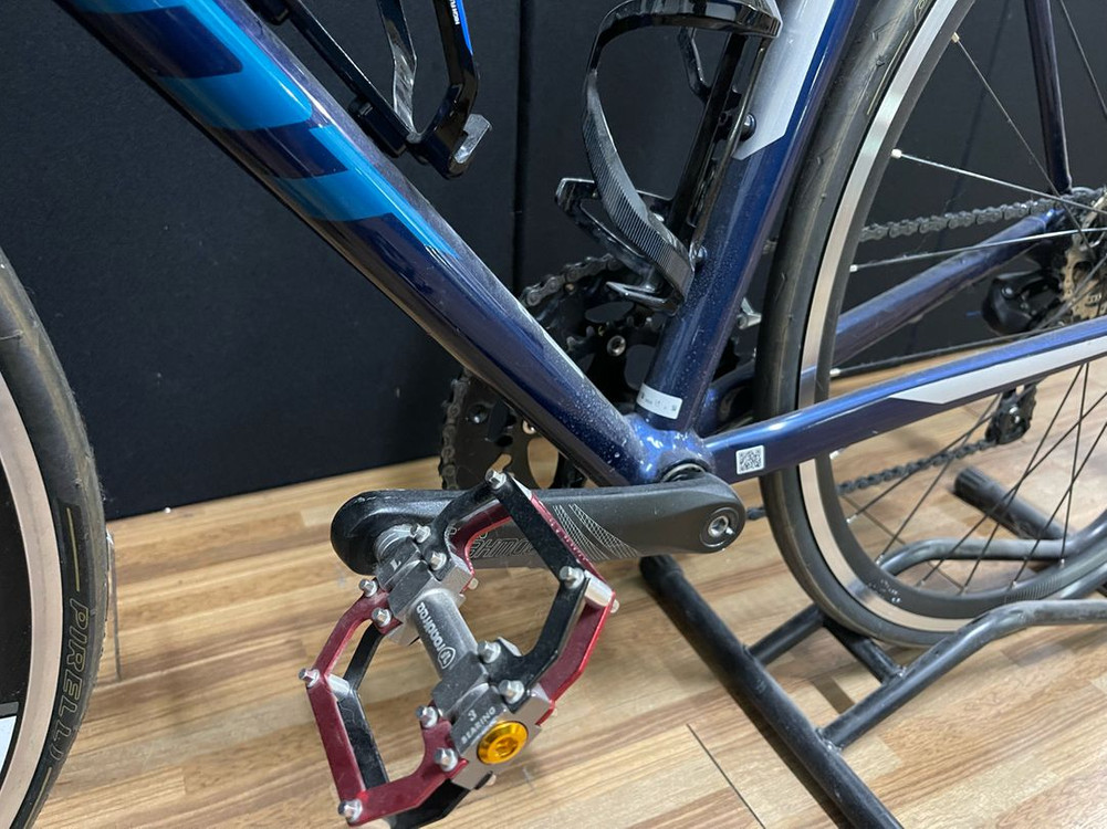 [마지막 기격]입문용 로드자전거 자이언트 scr2 +쿨거래 헬멧 포함--3