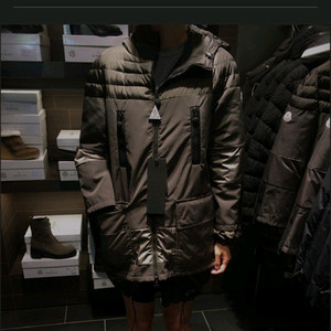 몽클레어 GROBES 패딩 하프롱패딩명품구찌루이비통프라다디올샤넬에르메스로로피아나호보백아바백팩