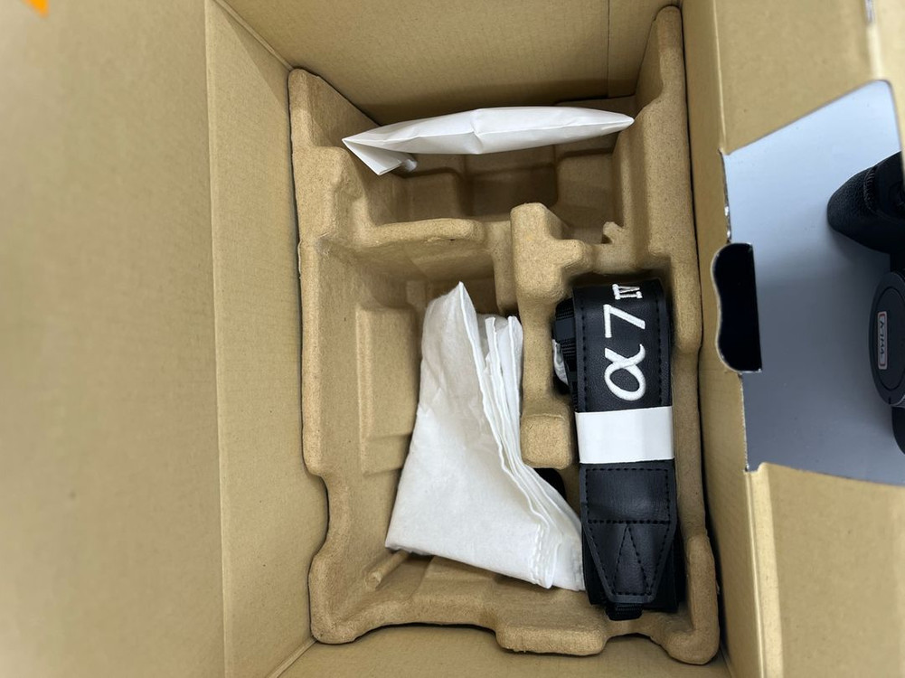 소니 A7M4 풀프레임 미러리스 카메라--2