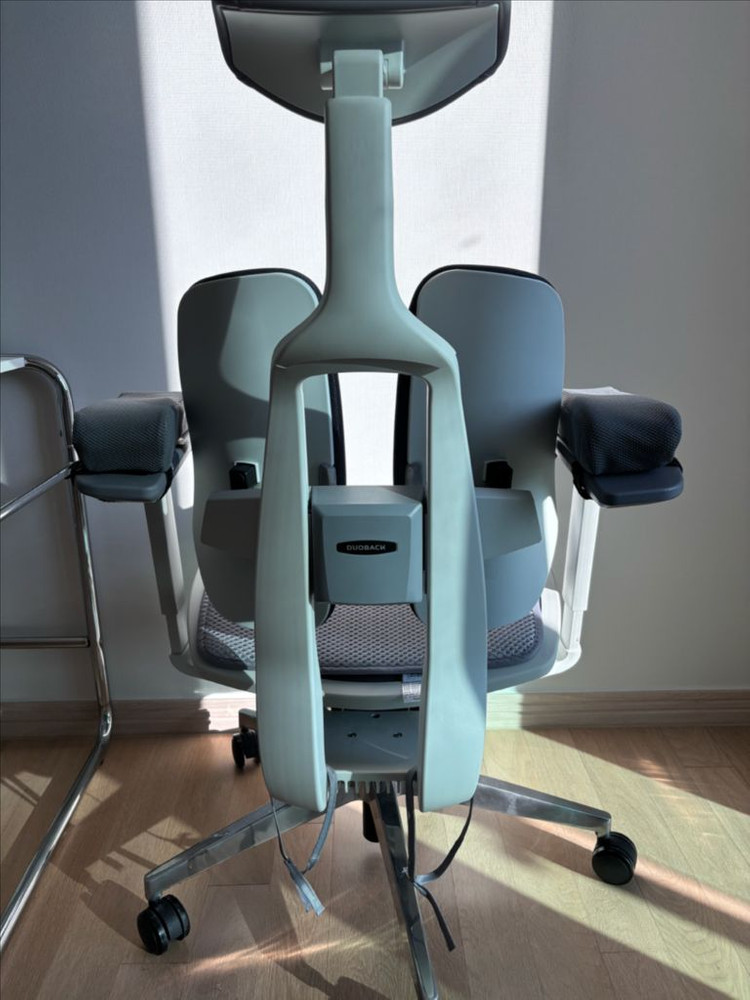 듀오백 DX2-MW 컴퓨터 게이밍 의자--1