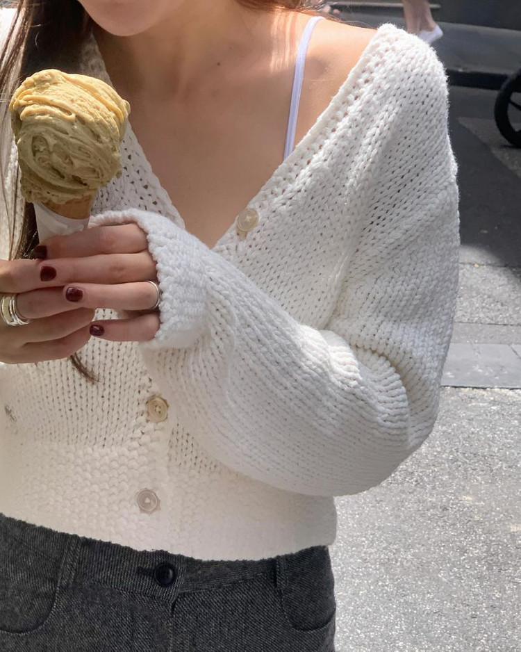 타낫 vea crop cardigan 베아 크롭 가디건 화이트--2