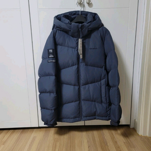 [새제품]마운티아 오리털 패딩 100(L)