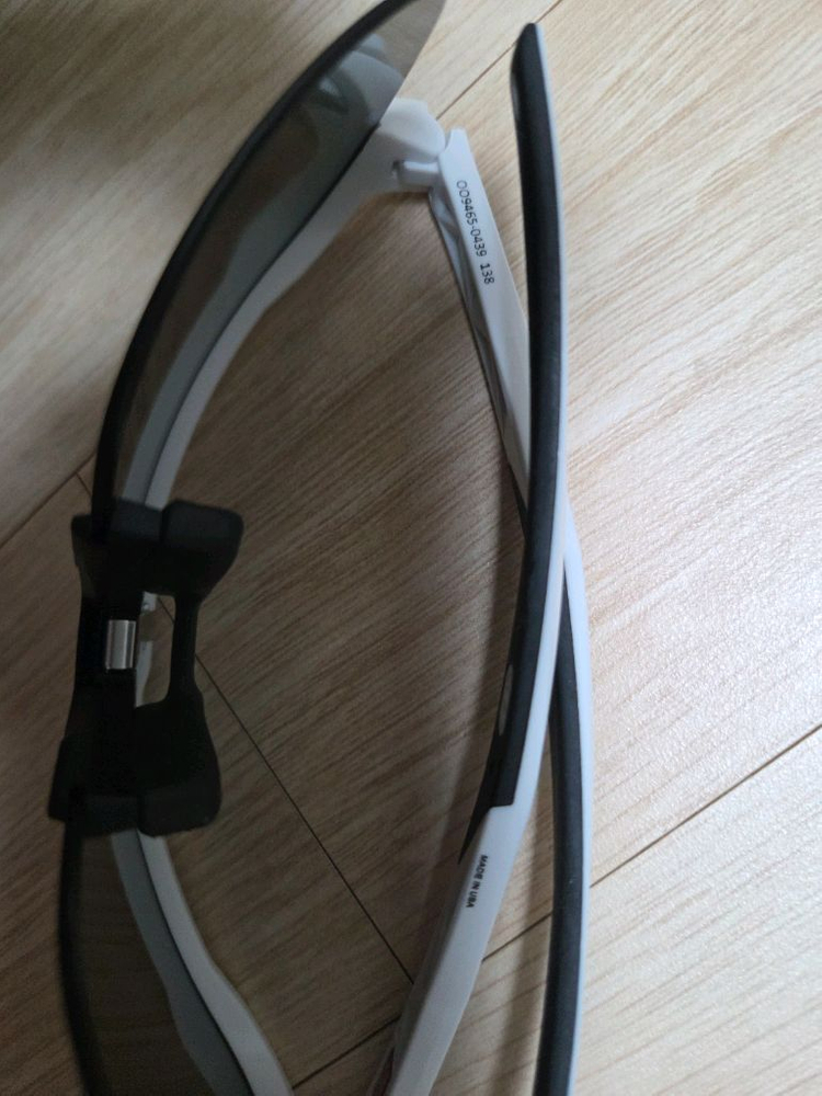 오클리 수트로라이트 선글라스 팝니다--8