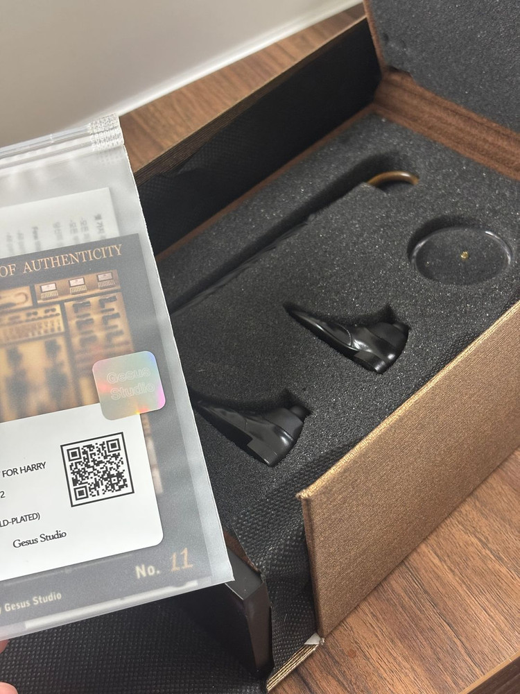 1/6 피규어 커스텀 판매 (킹스맨 해리 하트, 다크나이트 라이즈 브루스 웨인 미도색 헤드)--2