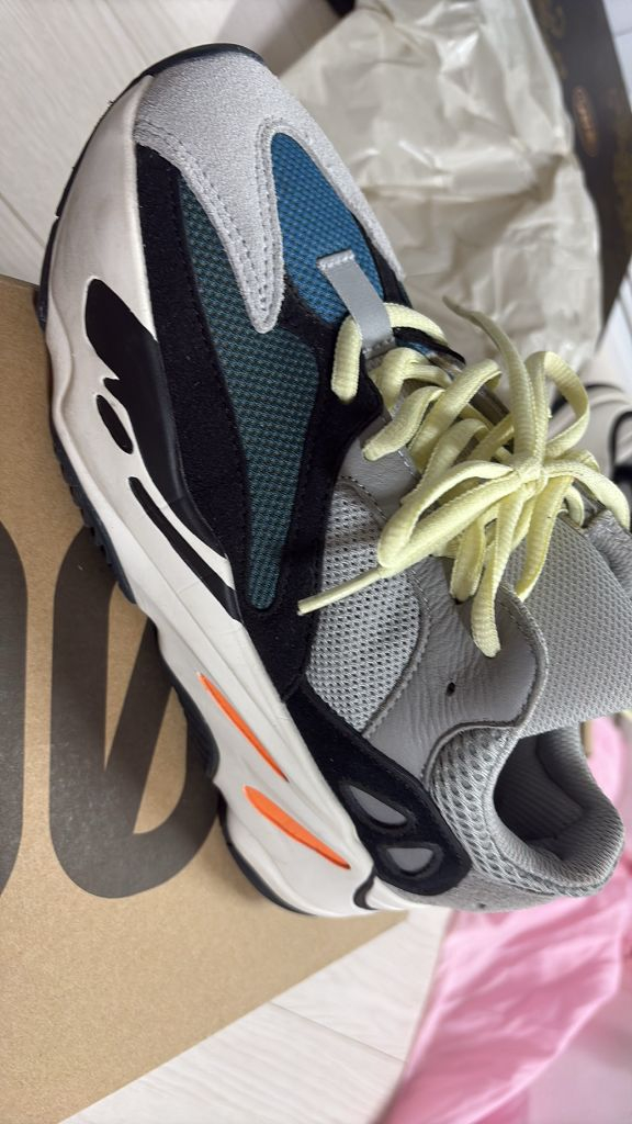 아디다스 이지 부스트 700 웨이브 러너 솔리드 그레이 2017/2019 이미지