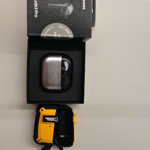 갤럭시 버즈3프로 실버 풀박스 + 케이스