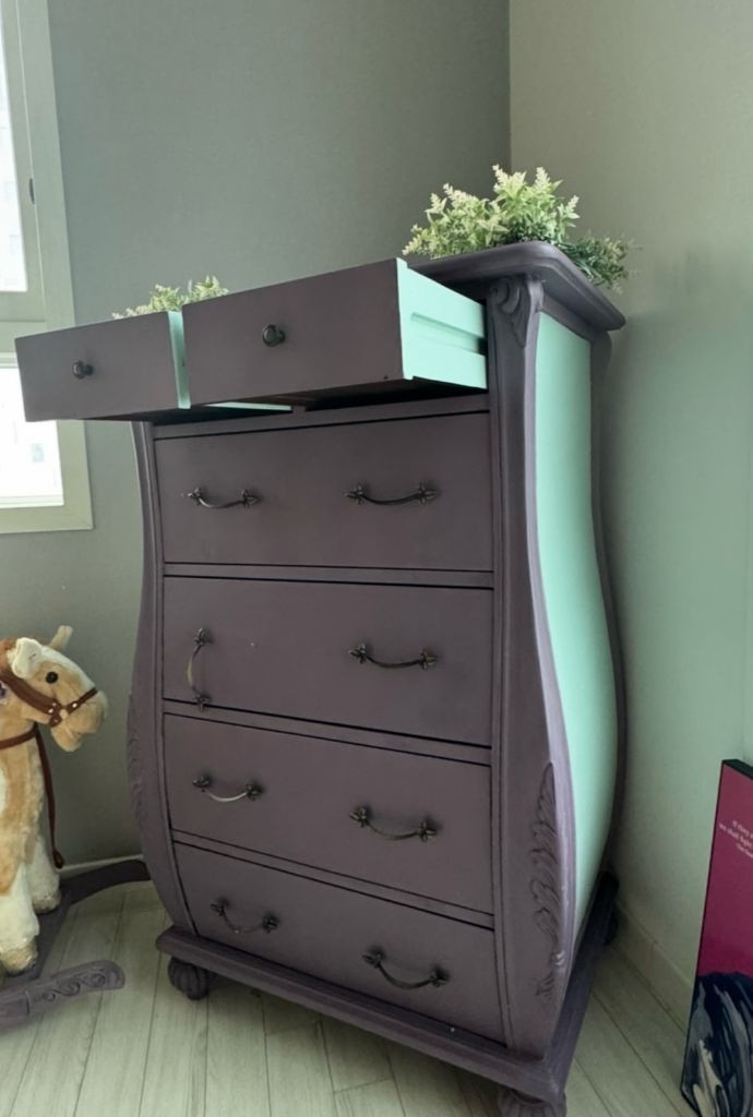 엔틱가구 앤틱가구 수납장 서랍장 빈티지가구 프렌치가구 디자이너가구 이미지