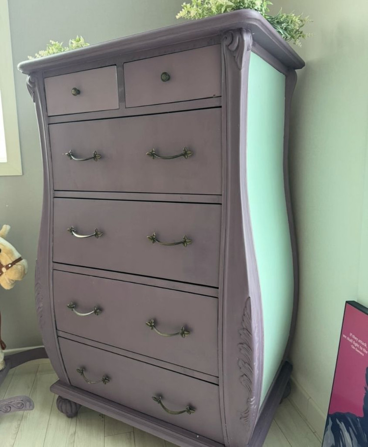 엔틱가구 앤틱가구 수납장 서랍장 빈티지가구 프렌치가구 디자이너가구 이미지