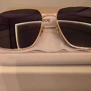 디올 선글라스