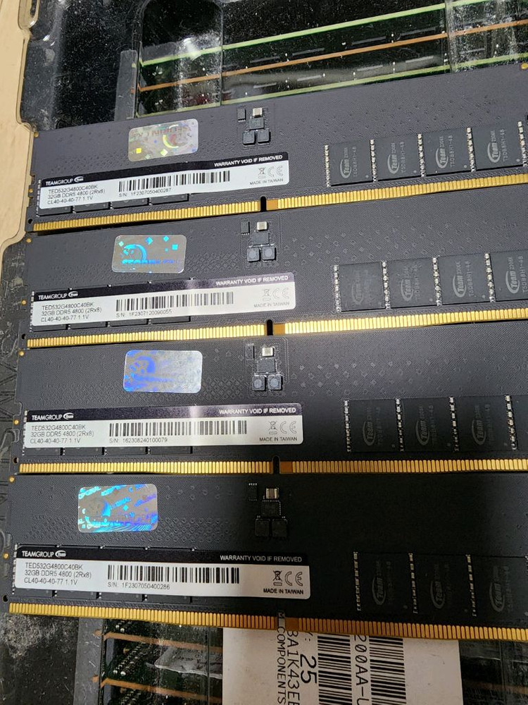 팀그룹 DDR5 4800 32GB (SK하이닉스 다이 선별품)--1