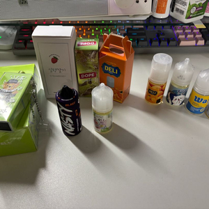 ㅂㄹㄹㅇ(ㅈㄷ)맥스 프로 컴튼베어 한정판 + 액상 10병 판매합니다