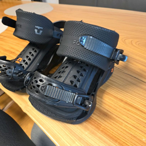 유니온 포스 스노우보드 바인딩 m사이즈