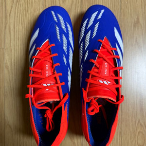 아디다스 축구화 프레데터 엘리트 ELITE AG IF6407 275 판매합니다. 이미지