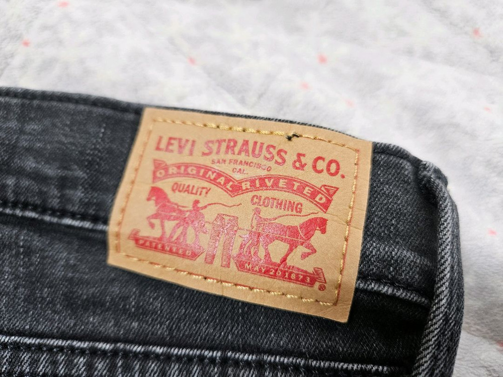 ( 새제품) 리바이스 312 쉐이핑 슬림 블랙 데님 25 사이즈 이미지