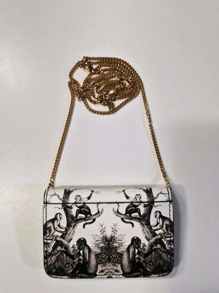 (정품) 버버리 프린팅 WOC 크로스백 (명품 여자 가방 반지갑 숄더백) 이미지