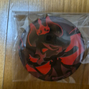 ( 공식 ) 미개봉 어둠마녀 뱃지