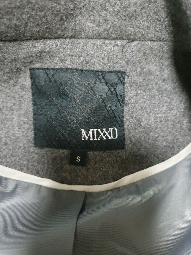 (상태좋음)미쏘 그레이 코트 55~66--4