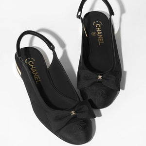 [정가이하-새상품] 샤넬 CC로고 리본 슬링백 블랙 금장