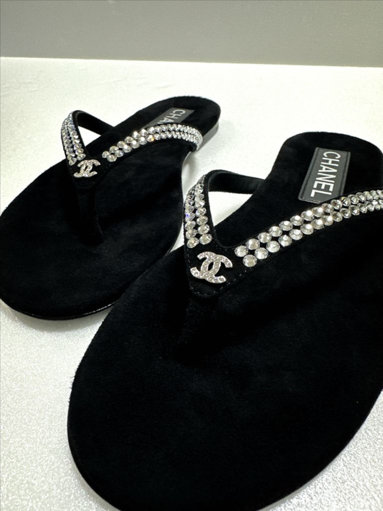 [정가이하-새상품] 샤넬 25C 크루즈 벨벳 슬리퍼(쪼리) 블랙 큐빅 이미지