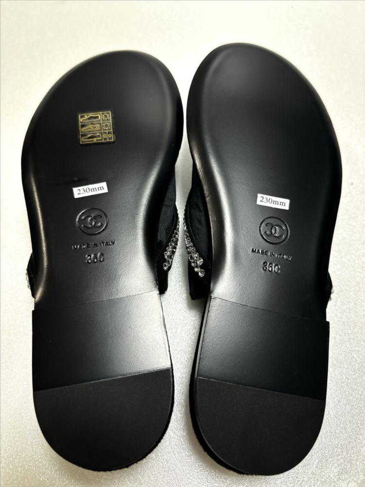 [정가이하-새상품] 샤넬 25C 크루즈 벨벳 슬리퍼(쪼리) 블랙 큐빅 이미지