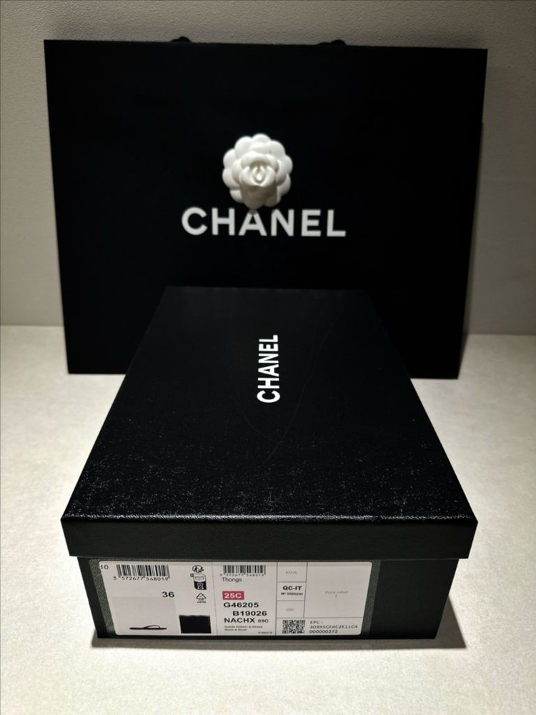 [정가이하-새상품] 샤넬 25C 크루즈 벨벳 슬리퍼(쪼리) 블랙 큐빅 이미지