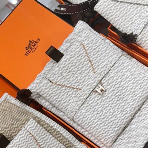 에르메스 팝아슈 목걸이 미니 새상품