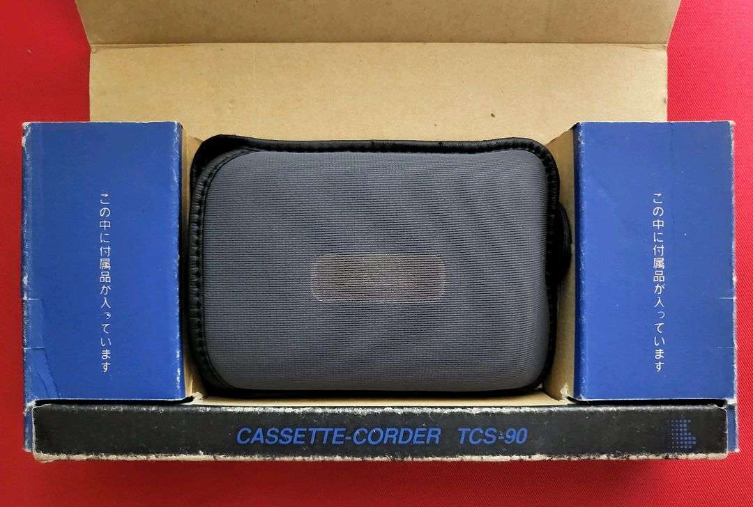 소니워크맨 TCS-90 깨끗한 박스풀세트 정상작동품--2