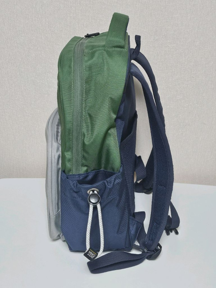 DOTOMM 도톰 하이라이트 주니어 백팩 그린--1