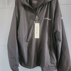 캘빈클라인 바람막이 새제품.택배비포함