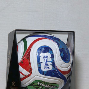 아디다스 트리온다 월드컵 매치볼 공인구 5호