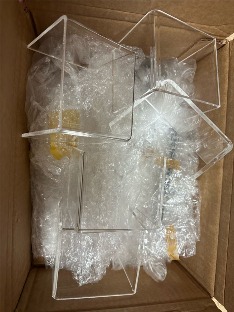 피규어 아크릴 스탠드 거치대--1