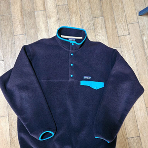 파타고니아 신칠라 헤비웨이트 옵시디안 플럼 L 플리스 후리스