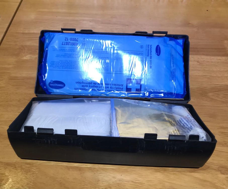 벤츠 자동차용 응급키트--2