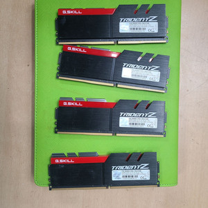 지스킬 DDR4 8G 4개 이미지