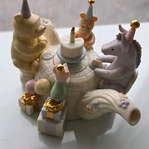 레녹스 한정판 곰돌이푸 생일 티팟 리페어