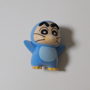 [짱구는못말려] 짱구 펭귄 코스튬 플로키 피규어 가챠