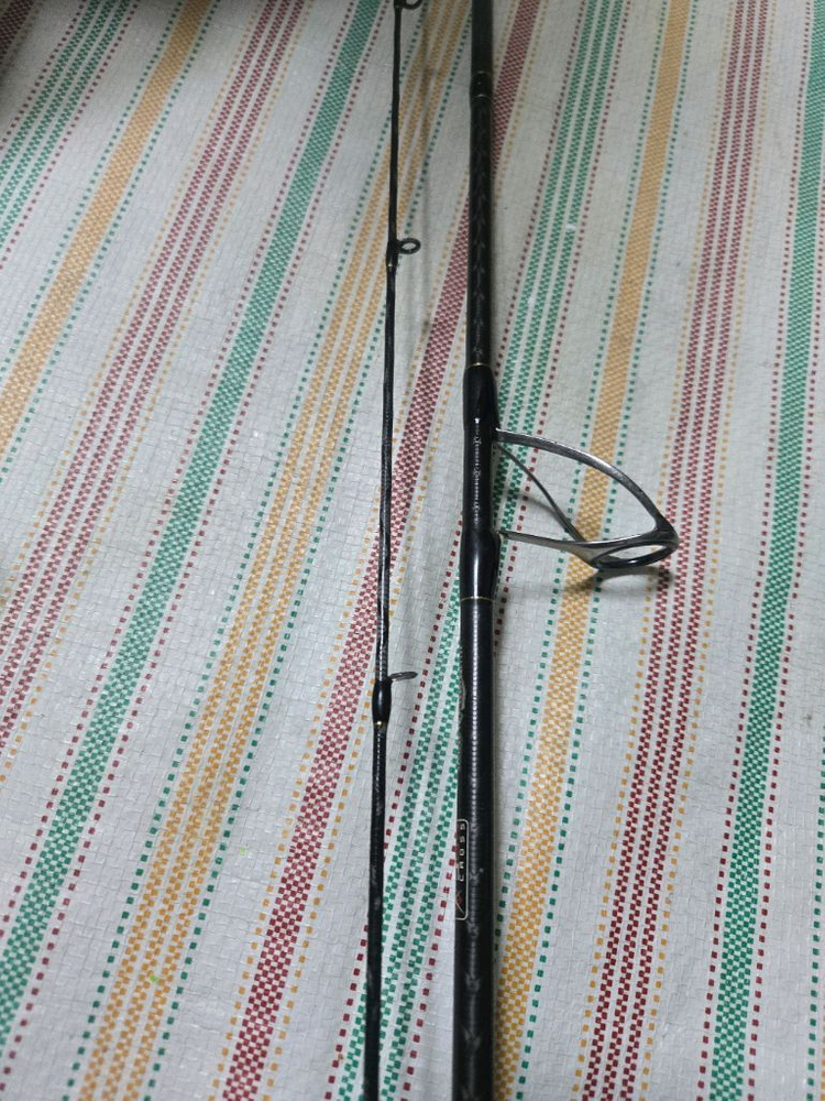 JS컴퍼니 빅쏘드 스피닝 농어등 낚시대 이미지