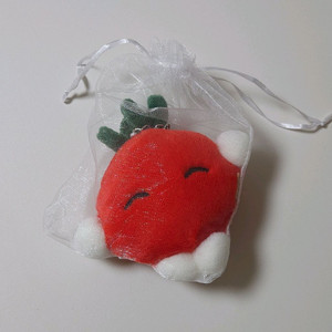 [핑루] (미개봉) 멋쟁이 토마토 인형 키링 가방 방꾸 소품