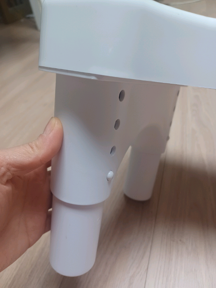 변비에서 쾌변을 도와주는 발받침대입니다 이미지