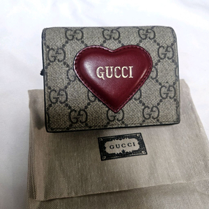 구찌 gg 하트 반지갑 강남현대백화점 구입