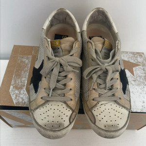 (매장정품)(정가69.8)(상태SS) 골든구스 35 225-230