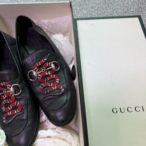 구찌 스네이크 구두