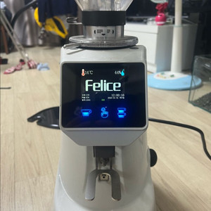펠리체 FM60 커피 그라인더 이미지