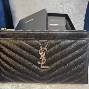 생로랑 모노그램 빌 파우치 미니 클러치